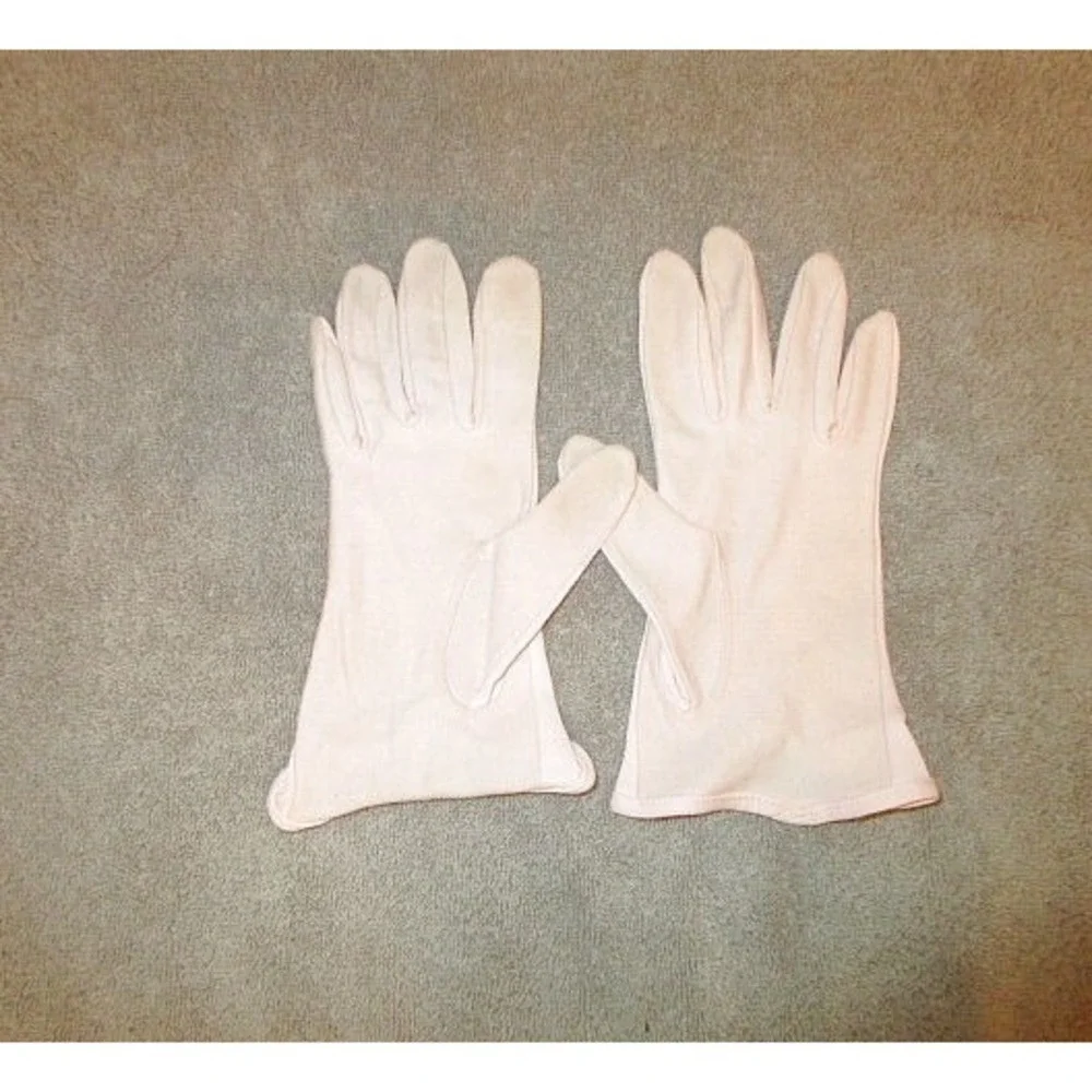 Vintage 60s Pink Pearlesque Button Gloves Elegant Church Wedding Old Money 7